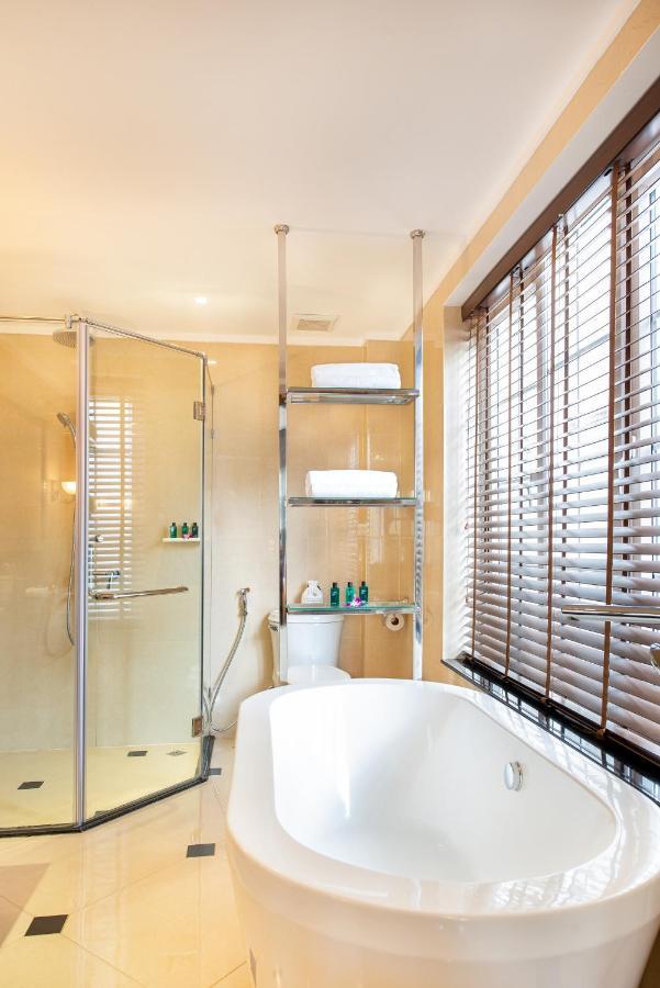 Club Junior Suite